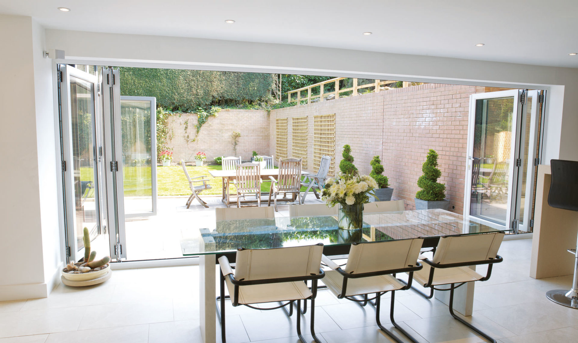 aluminium bi-fold doors Wimbledon